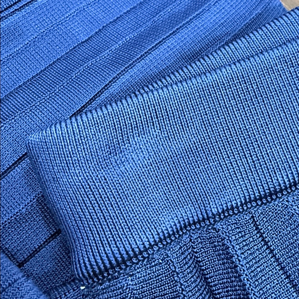 Retails $895 ST JOHN Accordion Pleat Pants - Picture 11 of 12